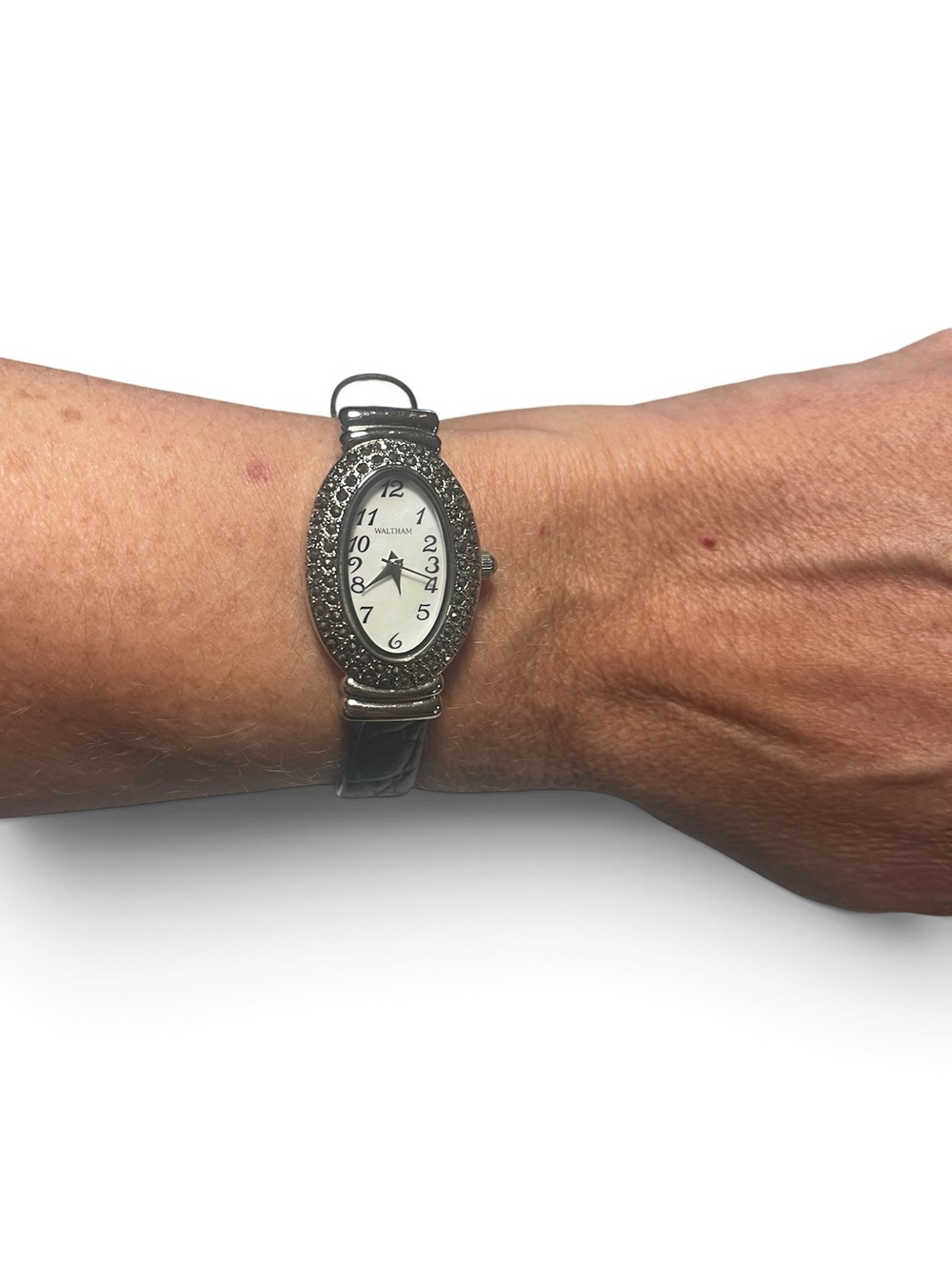 Waltham Women’s Oval Rhinestone Black Leather Quartz Watch Y2K